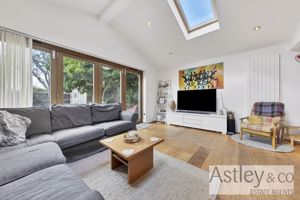 living- click for photo gallery